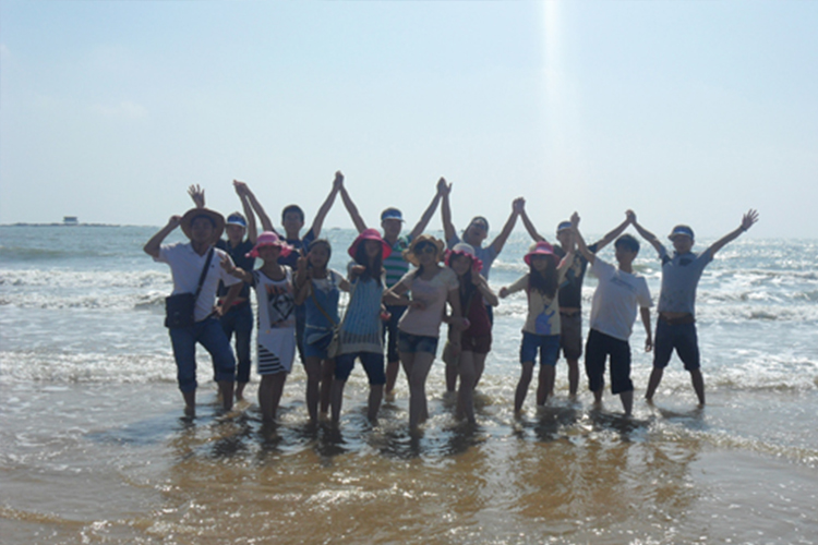 第二批員工赴青島日照四日游