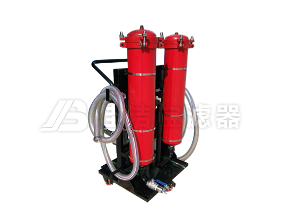 過(guò)濾系統(tǒng)的加油小車(chē)